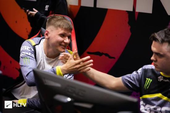 万江双节电竞盛宴引发商圈活力新潮流